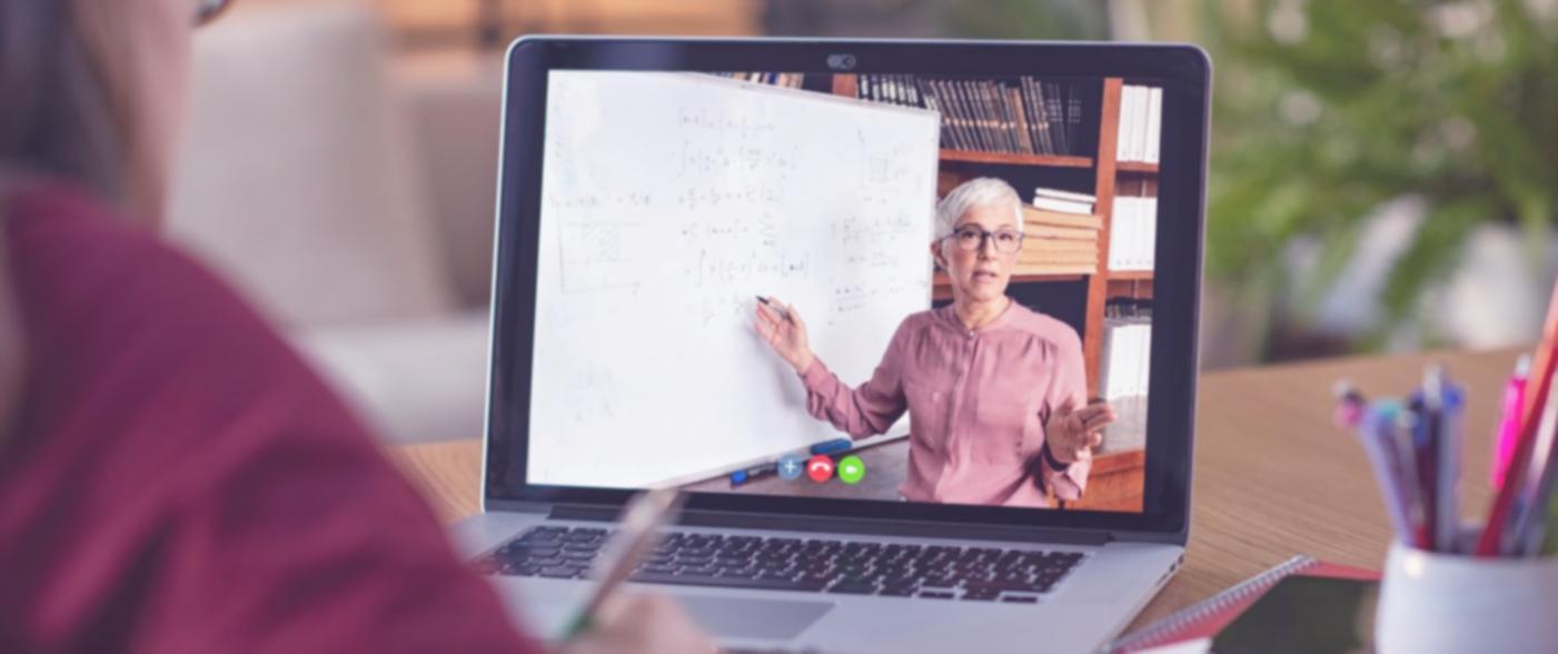 Podpora při studiu investičních kalendářů